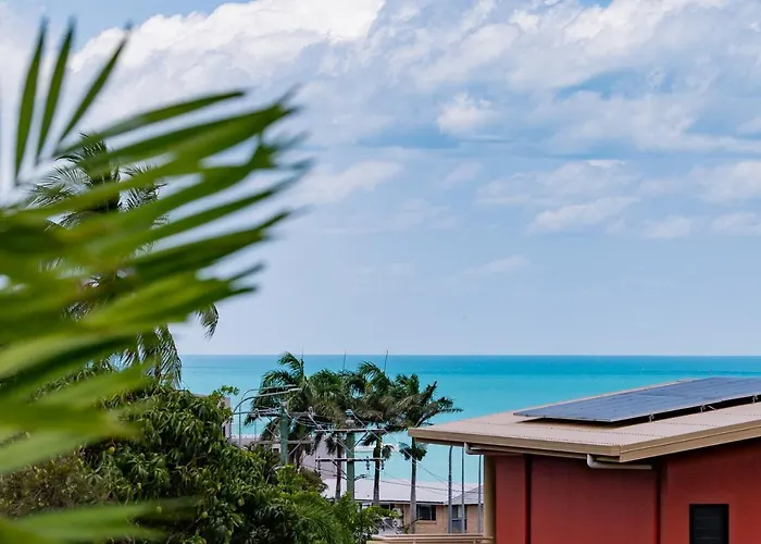 Allure 11- Airlie Central Apartments